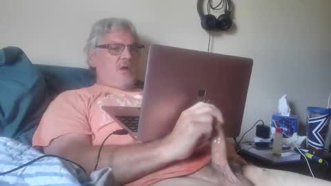kingtongue10 online show from 05.10.26