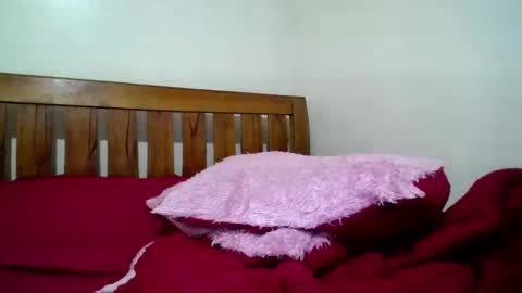 Snapshot of kinky_kaiya chatting on 03.01.25 kaiya online show from 03.01.25