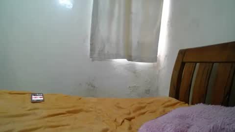 Snapshot of kinky_kaiya chatting on 09.24.25 kaiya online show from 09.24.25