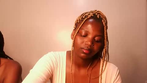 Lola online show from 10.14.25