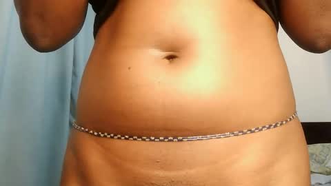 Lola online show from 10.26.25