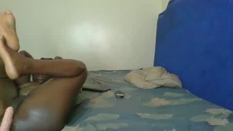 Snapshot of kinky_roey chatting on 02.09.25 kinky_roey online show from 02.09.25