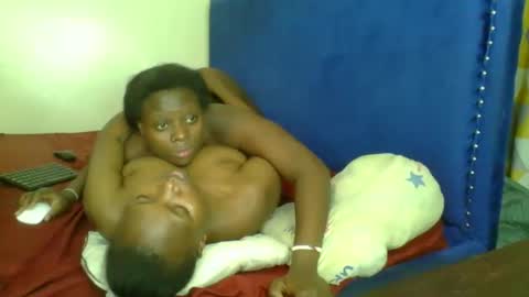 Snapshot of kinky_roey chatting on 03.02.25 kinky_roey online show from 03.02.25