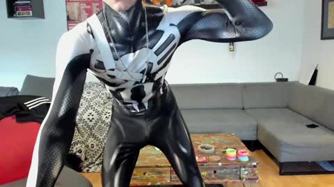 Snapshot of kinky_spidey chatting on 02.08.25 kinky_spidey online show from 02.08.25