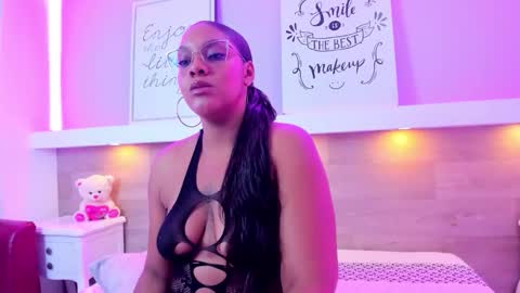 Thifanny  online show from 03.06.26