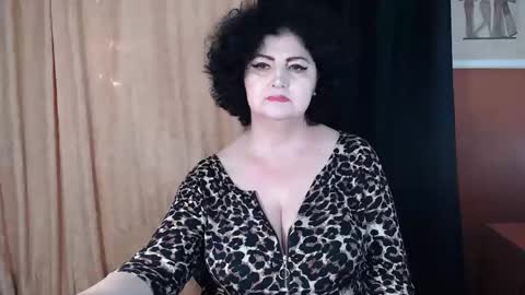 Snapshot of kinkyblacky chatting on 05.27.26 MistressBlacky online show from 05.27.26