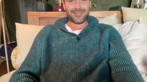 Snapshot of kinkyboyy31 chatting on 11.12.25 M online show from 11.12.25