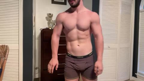 Snapshot of kinkybuffboy chatting on 01.02.25 kinkybuffboy online show from 01.02.25