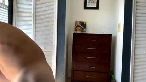 Snapshot of kinkybuffboy chatting on 11.20.25 kinkybuffboy online show from 11.20.25