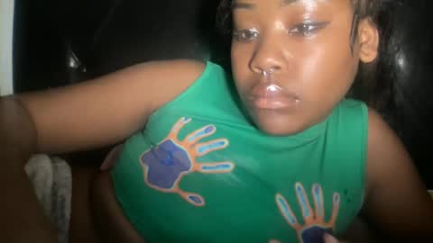 Snapshot of kinkykittee chatting on 01.26.25 Bunniii online show from 01.26.25