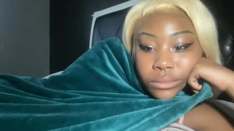 Snapshot of kinkykittee chatting on 02.08.25 Bunniii online show from 02.08.25