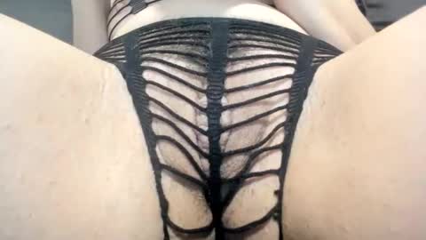 Kinky online show from 02.12.26