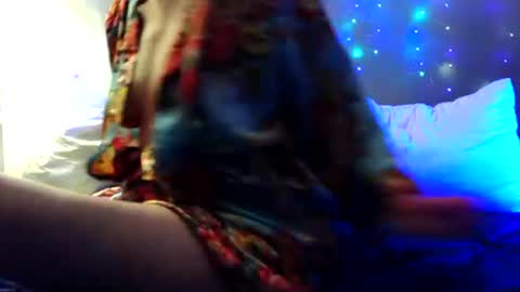 Snapshot of kinkymilf412420 chatting on 05.13.26 Kinkymilf412420 online show from 05.13.26