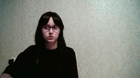 Snapshot of kinkyxgrey chatting on 10.03.25 KinkyxGrey online show from 10.03.25