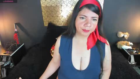 kinkyy_mom online show from 09.12.25