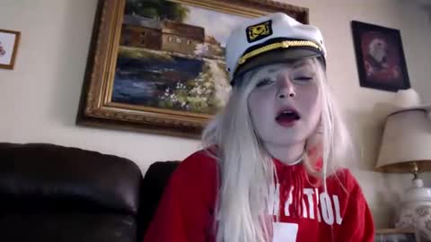 Snapshot of kipsy420 chatting on 12.23.24 Kipsy Rose online show from 12.23.24