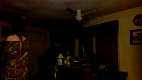 Kipsy Rose online show from 12.19.25