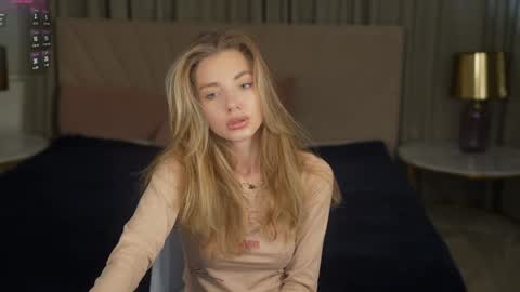 Snapshot of kira0541 chatting on 09.14.25 Sweet girls online show from 09.14.25