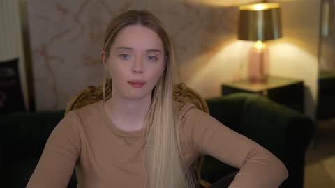 Snapshot of kira0541 chatting on 11.23.25 Sweet girls online show from 11.23.25