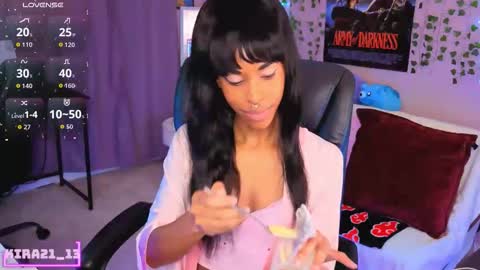 Snapshot of kira21_13 chatting on 03.12.26 Kira21 13 online show from 03.12.26