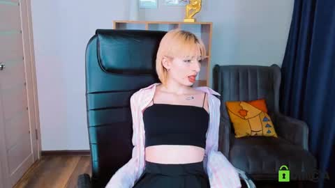 Kira online show from 04.28.26