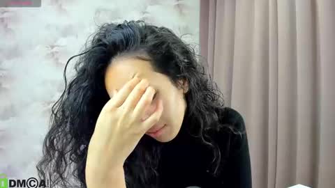 Aura online show from 10.02.25