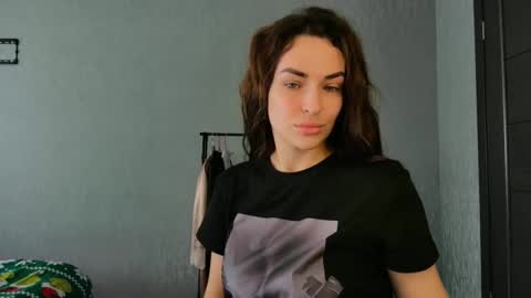 Snapshot of kira_love1 chatting on 04.08.26 Kira love1 online show from 04.08.26