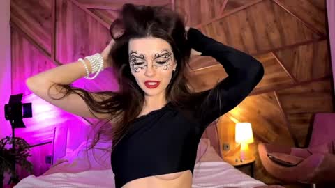 Kira and friends online show from 01.04.25