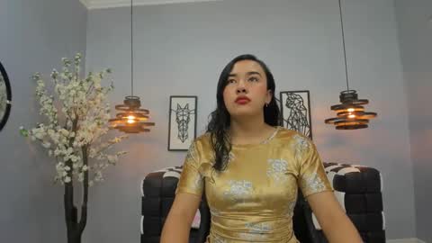 Snapshot of kira_naughtty chatting on 10.10.25 Kira Naughtty online show from 10.10.25