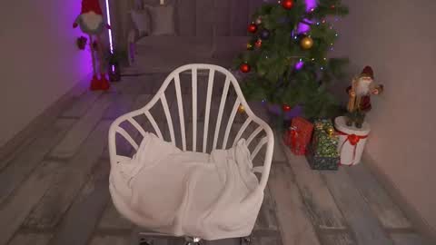 Kira online show from 01.13.25