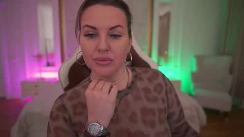 Kira online show from 03.04.26