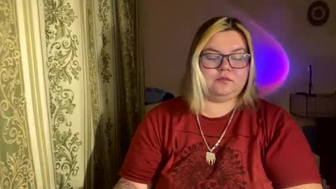 Snapshot of kiracobb chatting on 01.21.25 Just Kira online show from 01.21.25