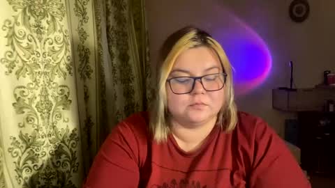 Snapshot of kiracobb chatting on 01.22.25 Just Kira online show from 01.22.25