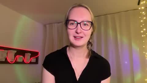 KiraFatex online show from 09.12.25