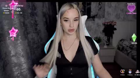 Snapshot of kirakrox chatting on 09.09.25 kirakrox online show from 09.09.25