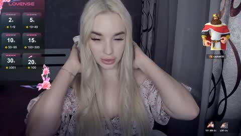 Snapshot of kirakrox chatting on 02.18.26 kirakrox online show from 02.18.26