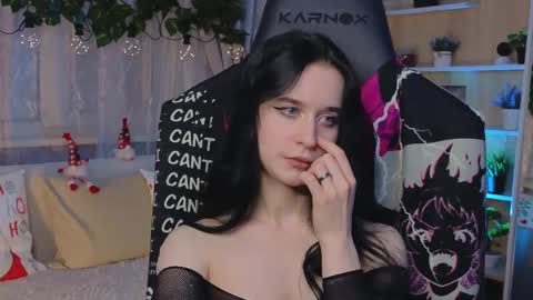 Kira    online show from 02.25.25