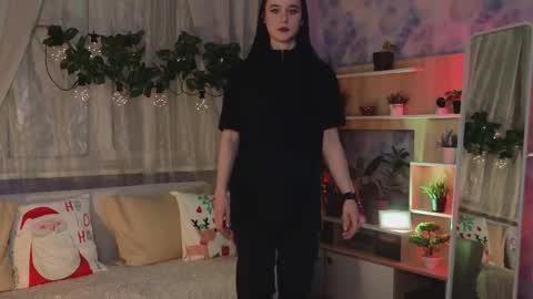 Kira    online show from 03.05.25