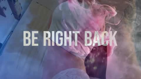 Snapshot of kiralotus chatting on 01.13.25 little vampire online show from 01.13.25