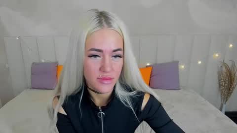 Kira online show from 03.03.25