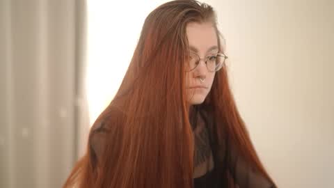 Snapshot of kiraninetails chatting on 09.12.25 ARI online show from 09.12.25