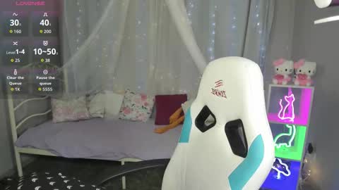 KiraParker online show from 03.25.26