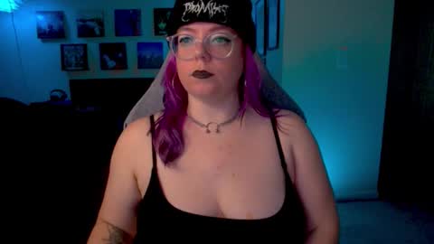 KiraSpitQueen online show from 01.19.26