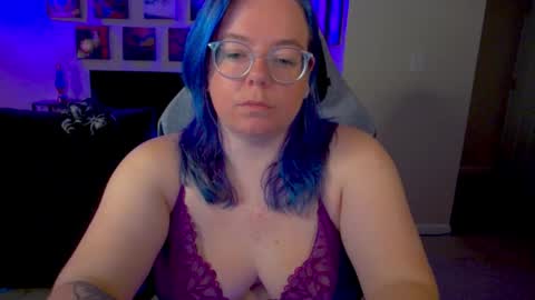 Snapshot of kiraspitqueen chatting on 05.20.26 KiraSpitQueen online show from 05.20.26