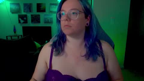 Snapshot of kiraspitqueen chatting on 07.01.26 KiraSpitQueen online show from 07.01.26