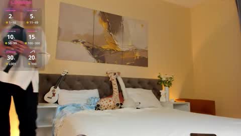 KiraSun online show from 10.16.25