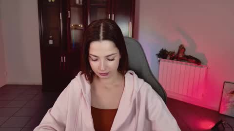 kiravair online show from 12.17.25