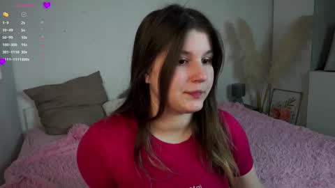 Snapshot of kirazephyr chatting on 11.23.25 Kira online show from 11.23.25