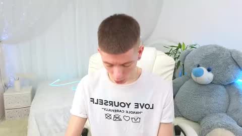    online show from 03.11.25