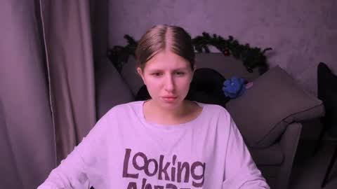 Kira online show from 01.04.25